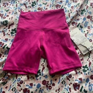 Lululemon wunder under biker shorts
